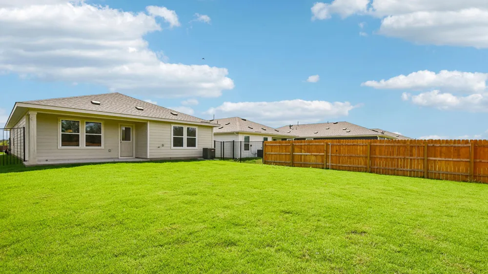 10120 Curb Strap Drive Austin, TX 78653