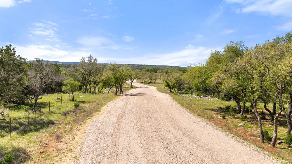 365 Gipson Rd Johnson City, TX 78636