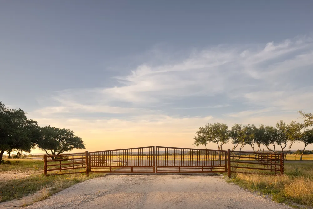 365 Gipson Rd Johnson City, TX 78636