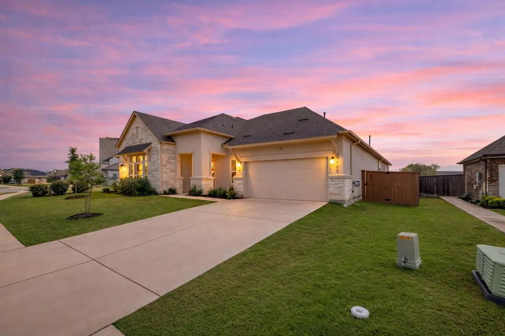 109 Isaac White Drive Bastrop, TX 78602
