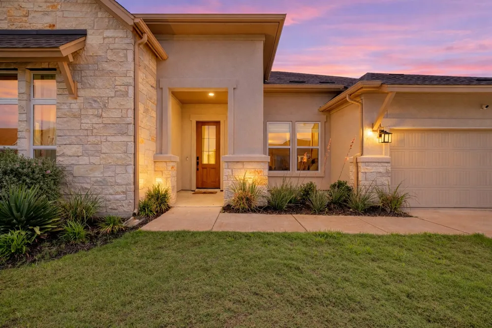 109 Isaac White Drive Bastrop, TX 78602