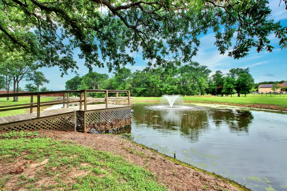 109 Isaac White Drive Bastrop, TX 78602