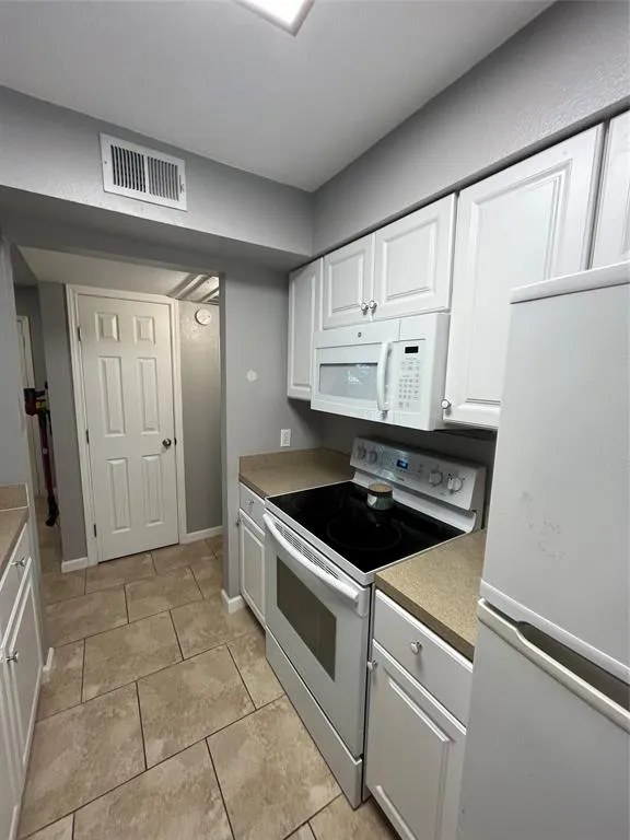1705 Crossing Place #131 Austin, TX 78741