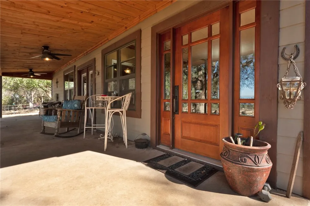 4909 Lookout Ridge Drive Marble Falls, TX 78654