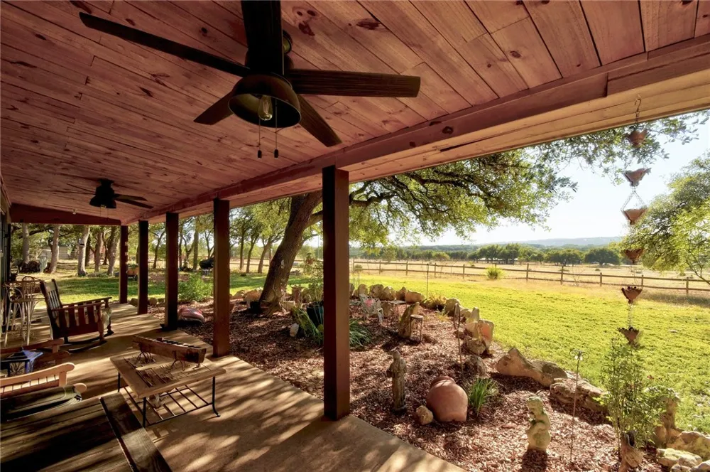 4909 Lookout Ridge Drive Marble Falls, TX 78654