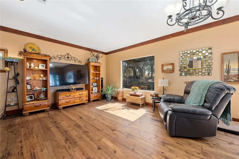 4909 Lookout Ridge Drive Marble Falls, TX 78654