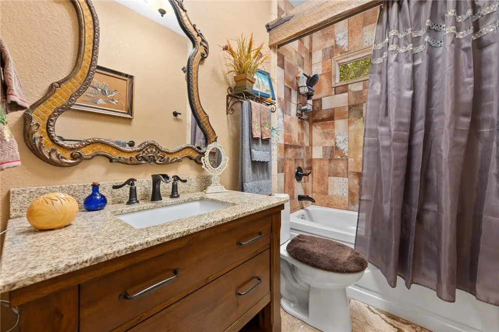4909 Lookout Ridge Drive Marble Falls, TX 78654