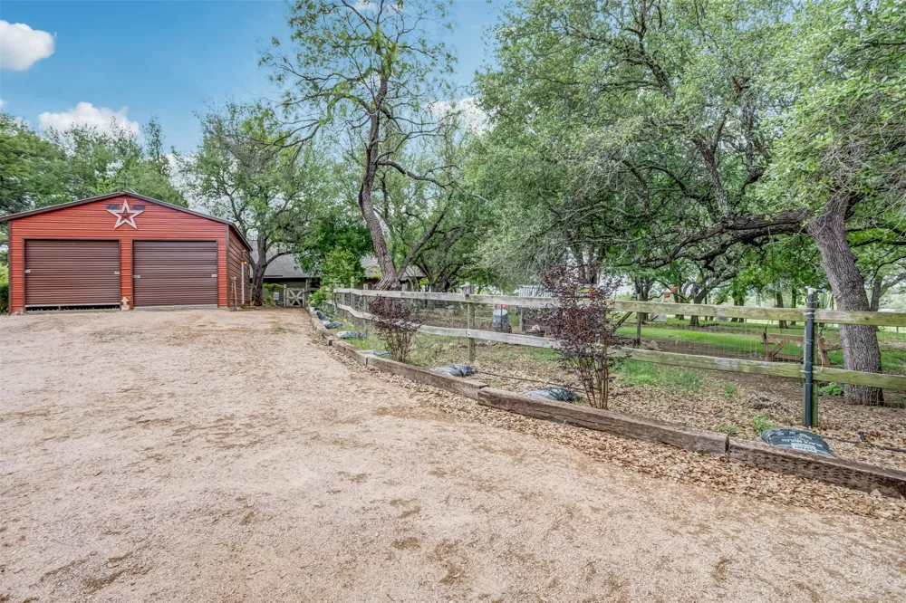 4909 Lookout Ridge Drive Marble Falls, TX 78654