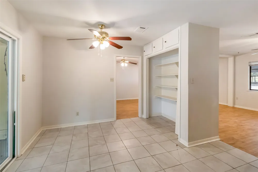 757 Main Street La Grange, TX 78945