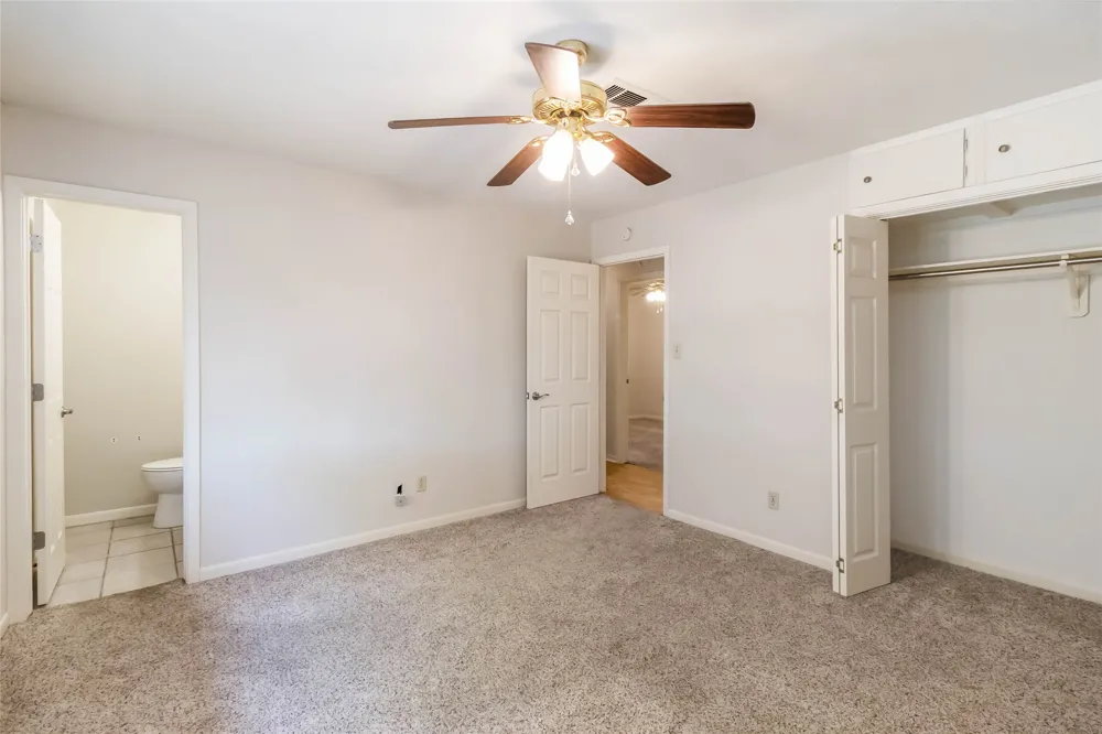 757 Main Street La Grange, TX 78945
