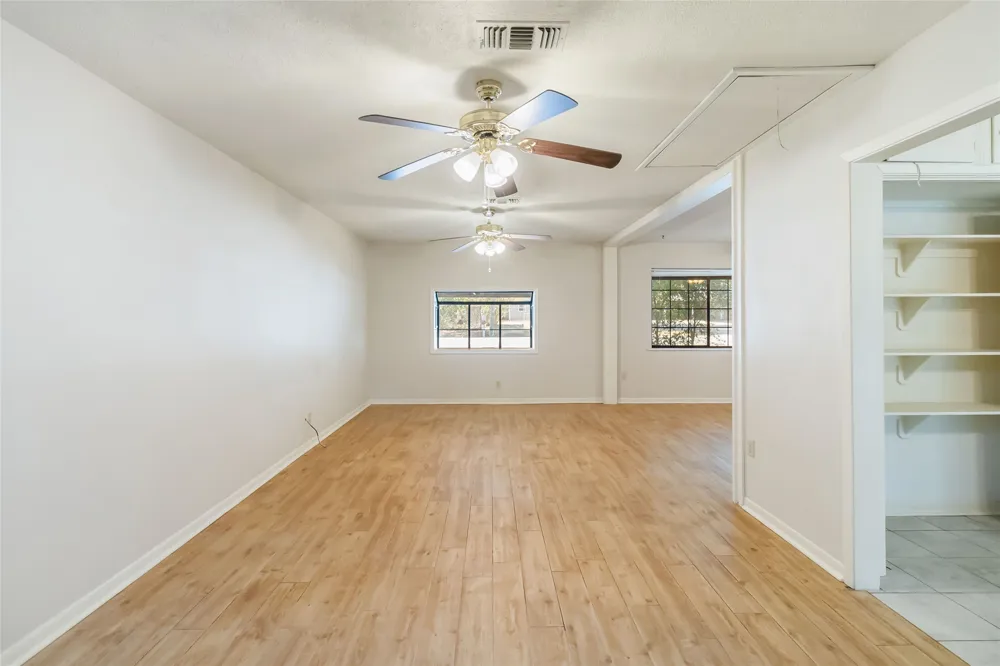 757 Main Street La Grange, TX 78945