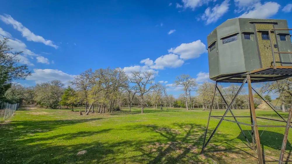 County Road 412 Lexington, TX 78947