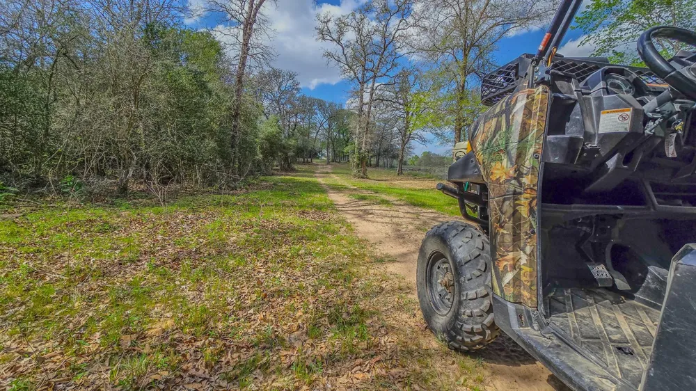 County Road 412 Lexington, TX 78947