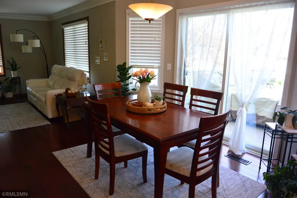 201 Douglas Drive Glencoe, MN 55336