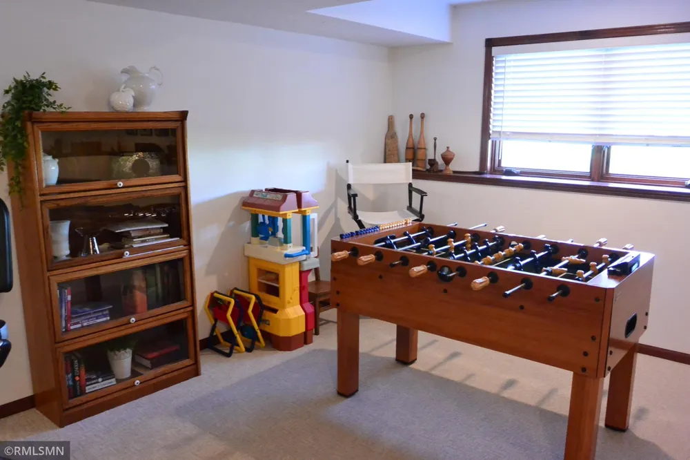 201 Douglas Drive Glencoe, MN 55336