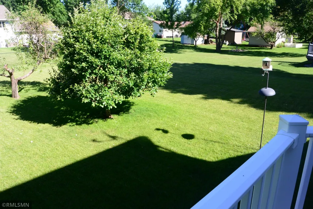 201 Douglas Drive Glencoe, MN 55336