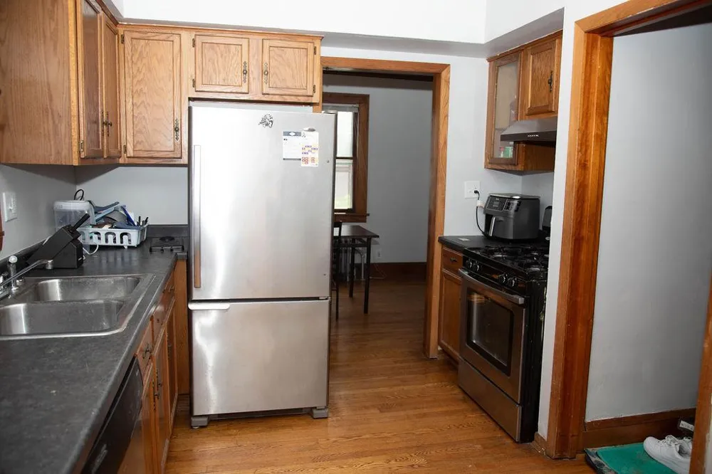 1453 7th Street E Saint Paul, MN 55106