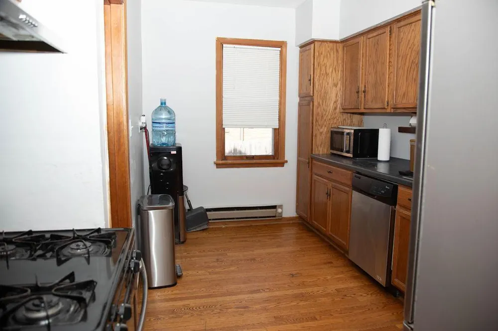 1453 7th Street E Saint Paul, MN 55106