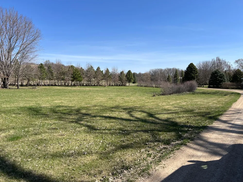 33780 Shady Oak Drive Clinton, MN 56225