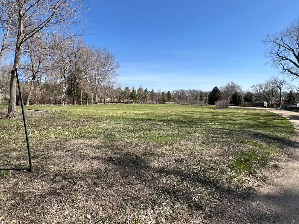 33780 Shady Oak Drive Clinton, MN 56225
