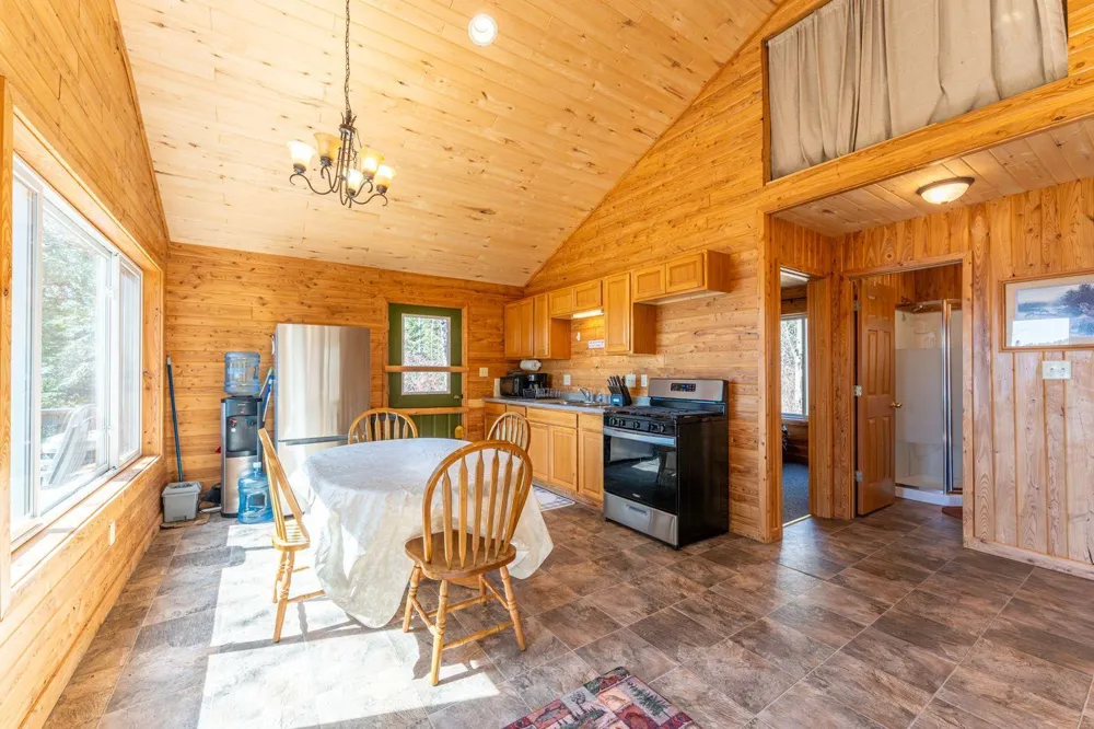 5327 Pine Island Tower, MN 55790