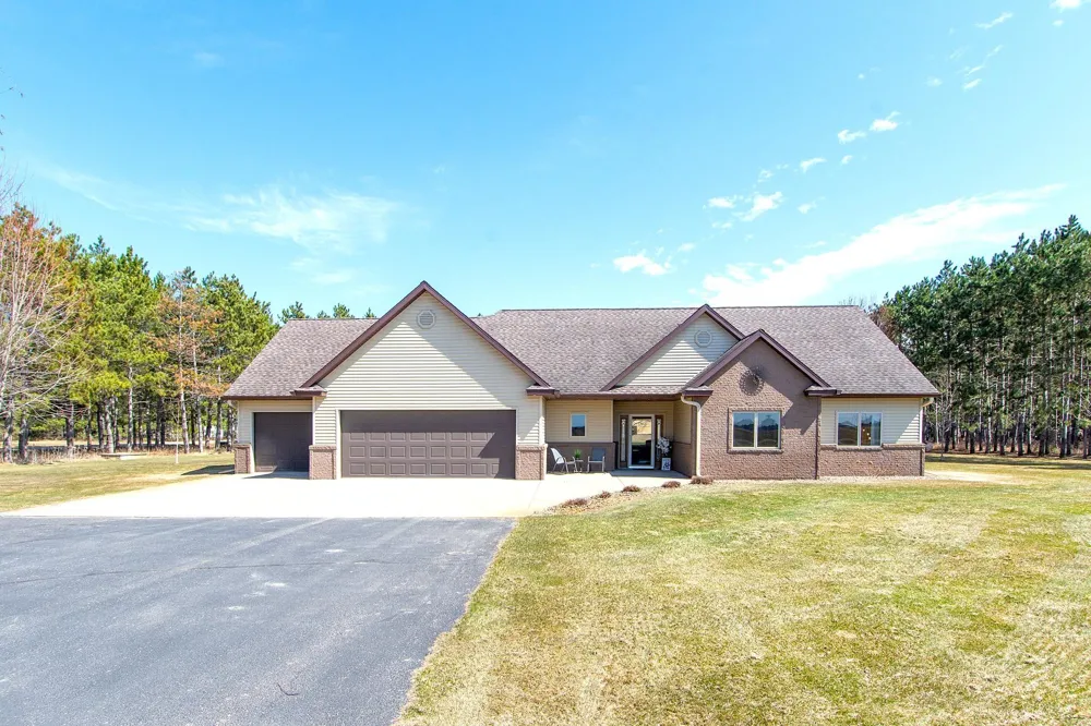 12372 Airport Road Staples, MN 56479