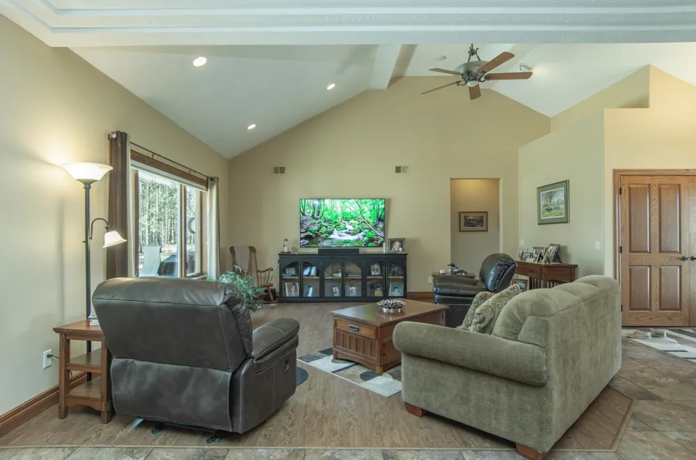 12372 Airport Road Staples, MN 56479