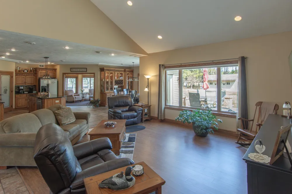 12372 Airport Road Staples, MN 56479