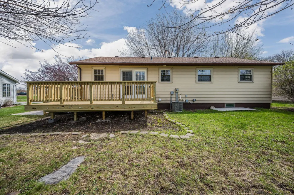 1721 Bantom Place Worthington, MN 56187