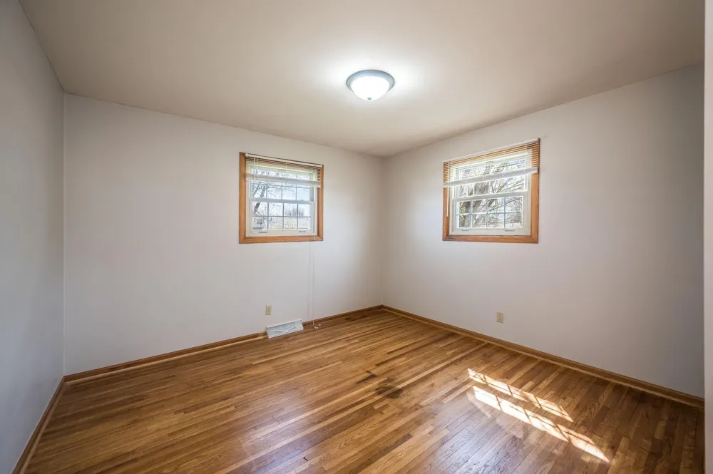 1721 Bantom Place Worthington, MN 56187