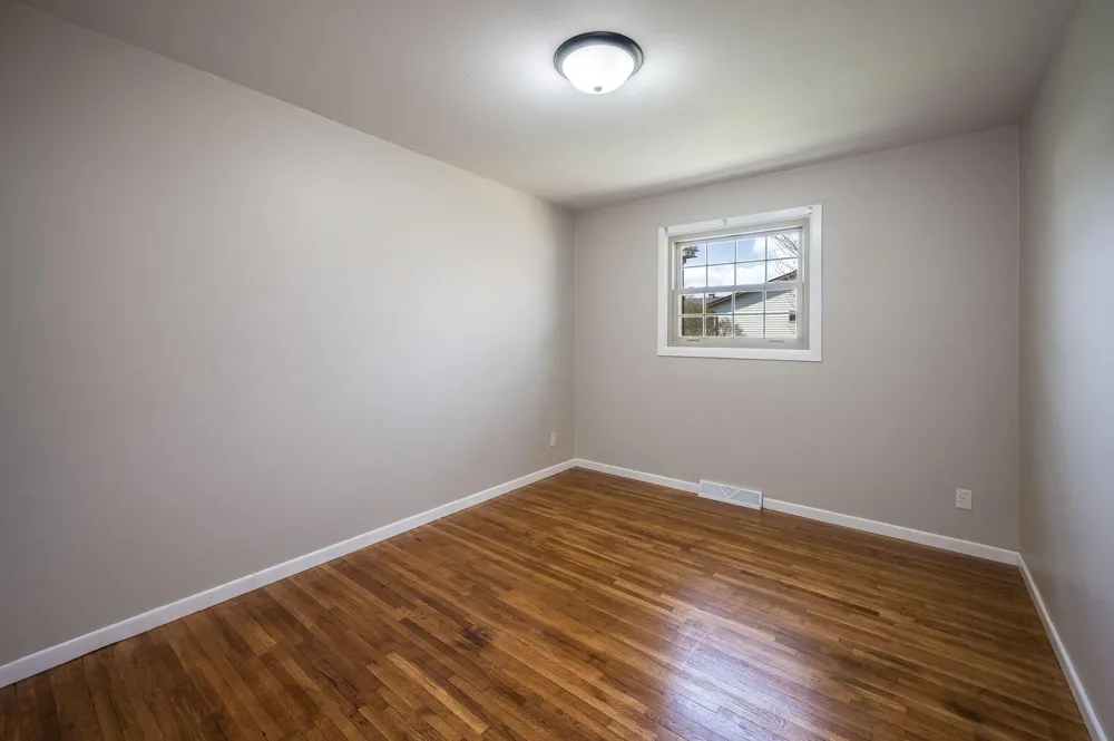 1721 Bantom Place Worthington, MN 56187
