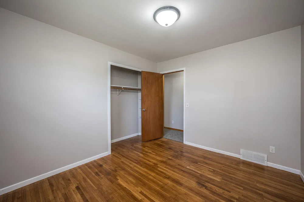 1721 Bantom Place Worthington, MN 56187
