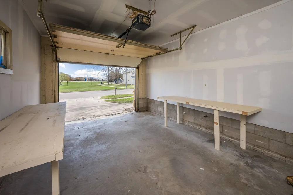 1721 Bantom Place Worthington, MN 56187
