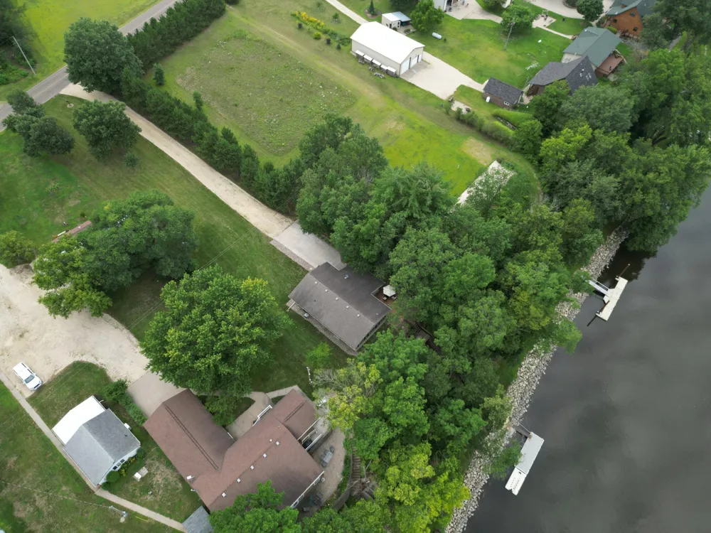 12868 622nd Street Kellogg, MN 55945