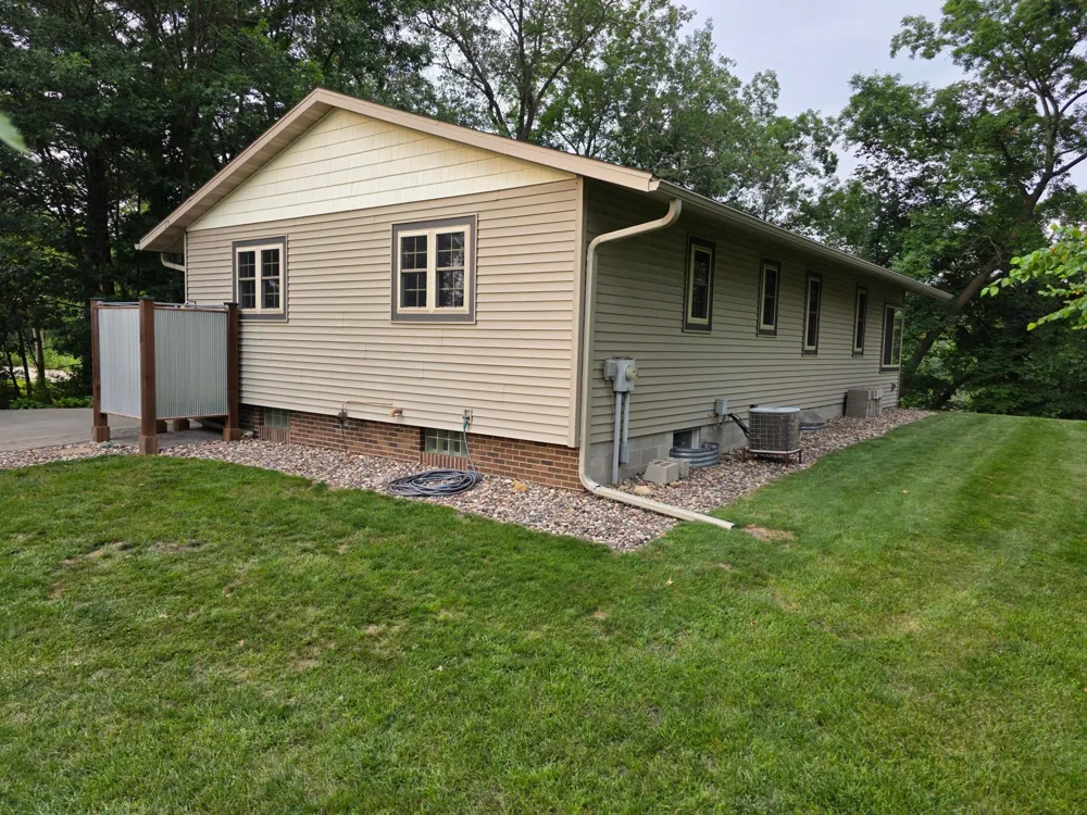 12868 622nd Street Kellogg, MN 55945