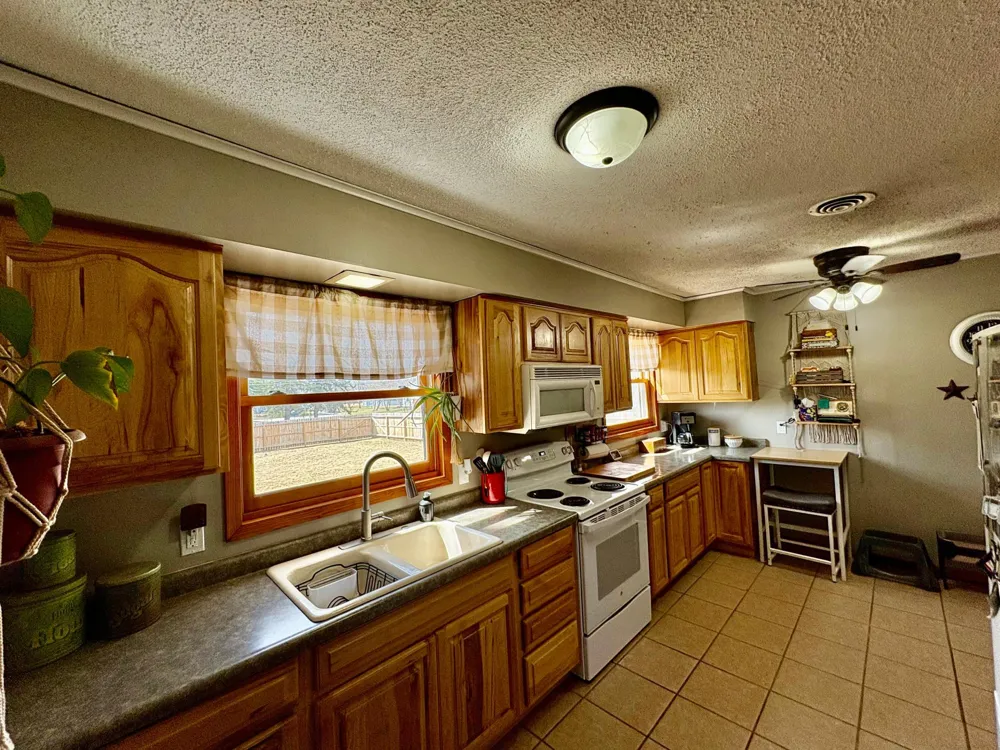 121 5th Avenue NW Baudette, MN 56623