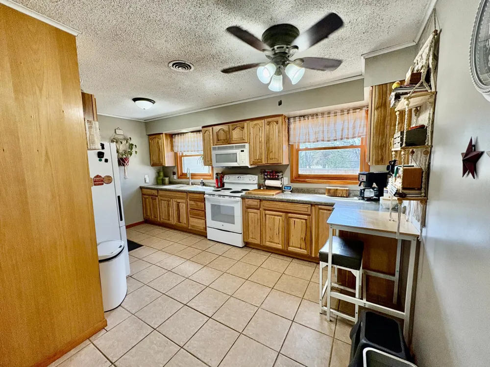 121 5th Avenue NW Baudette, MN 56623