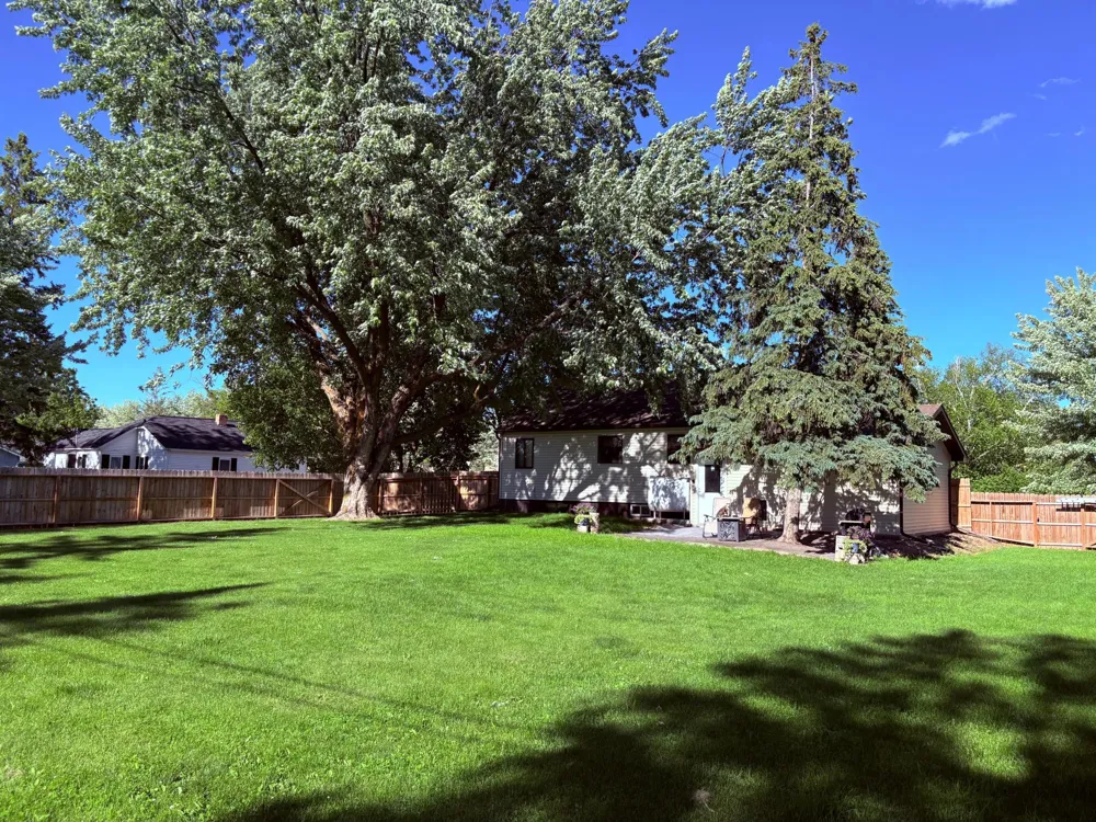 121 5th Avenue NW Baudette, MN 56623