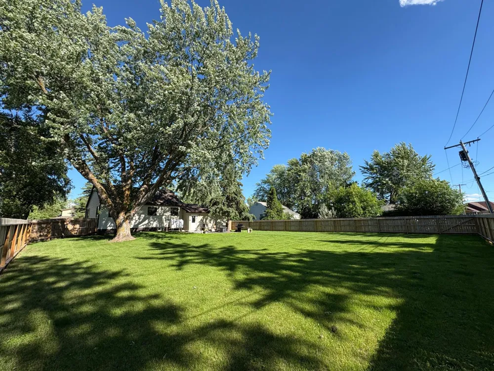 121 5th Avenue NW Baudette, MN 56623