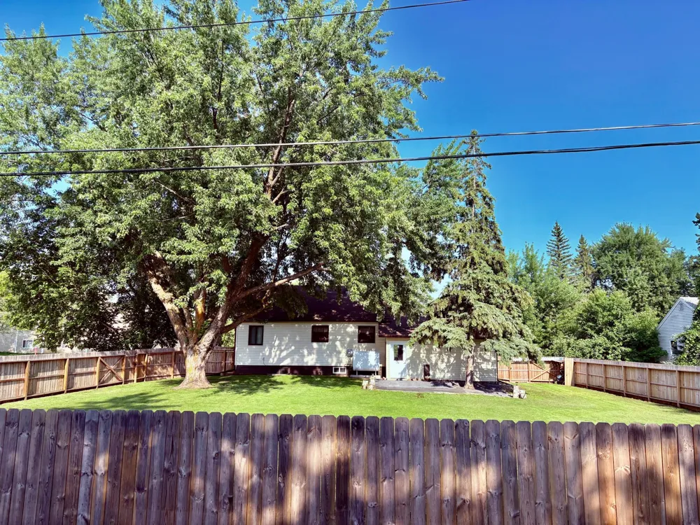 121 5th Avenue NW Baudette, MN 56623