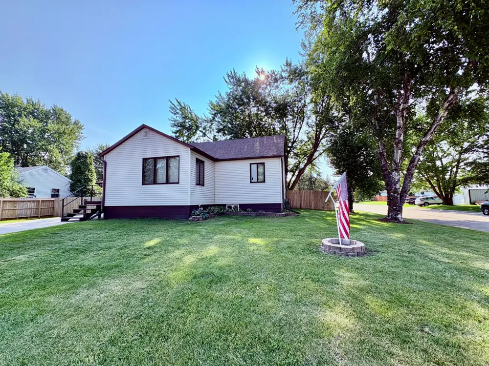 121 5th Avenue NW Baudette, MN 56623