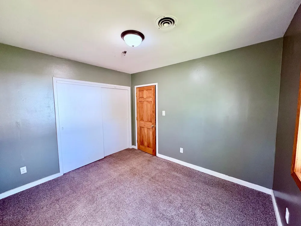 121 5th Avenue NW Baudette, MN 56623