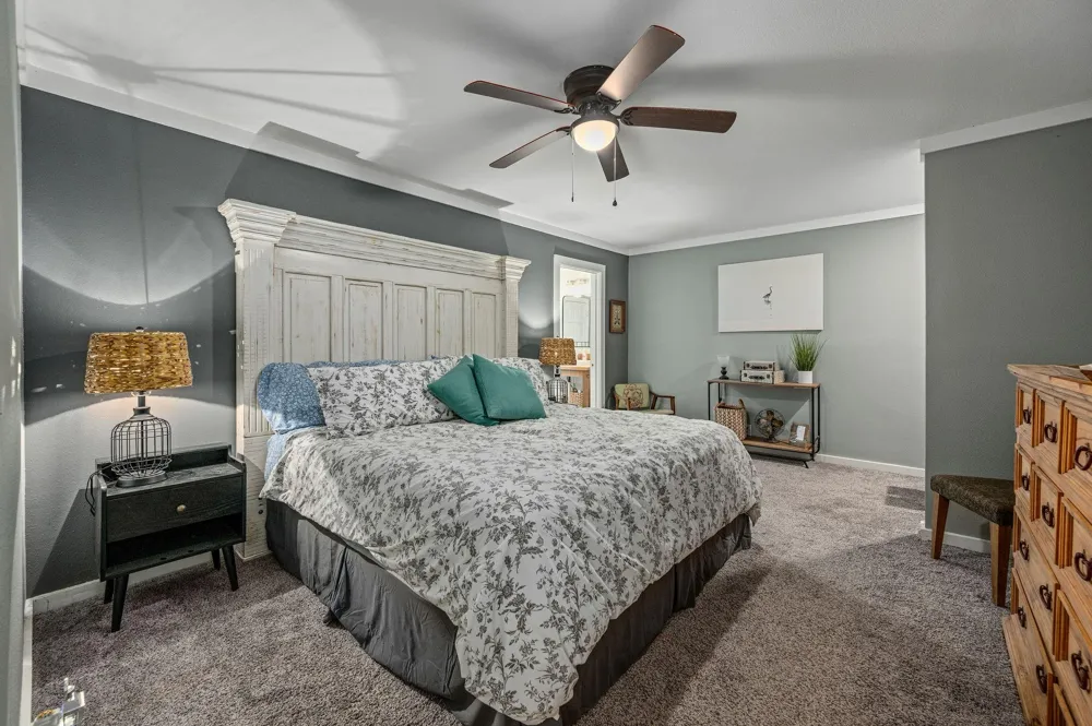 904 W Harrison Avenue Port O Connor, TX 77982