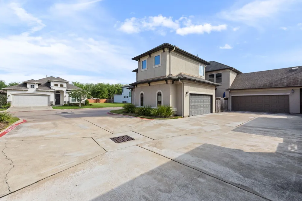 4315 Serenade Terrace Drive Missouri City, TX 77459