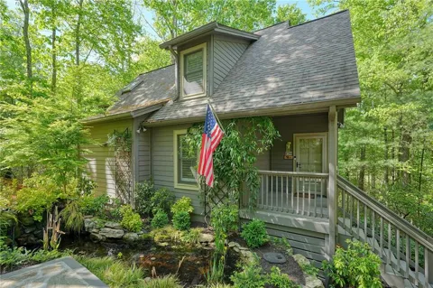 230 Chestnut Rise Trail