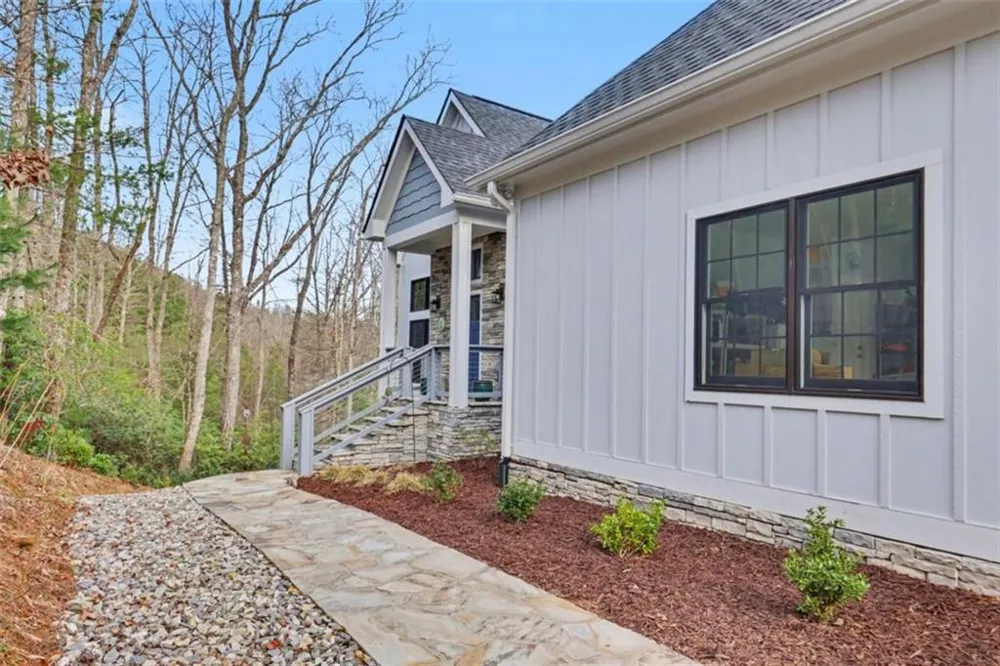 452 Chestnut Mountain Road Blairsville, GA 30512