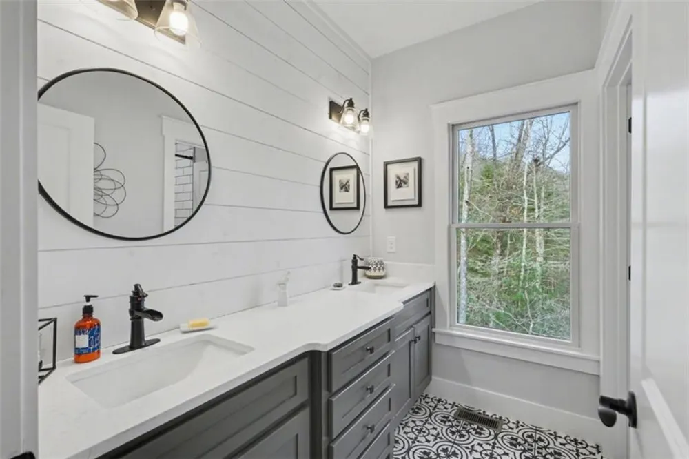 452 Chestnut Mountain Road Blairsville, GA 30512