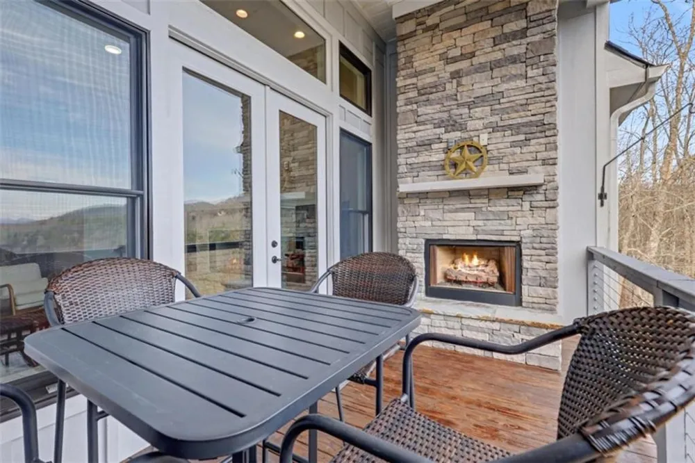 452 Chestnut Mountain Road Blairsville, GA 30512