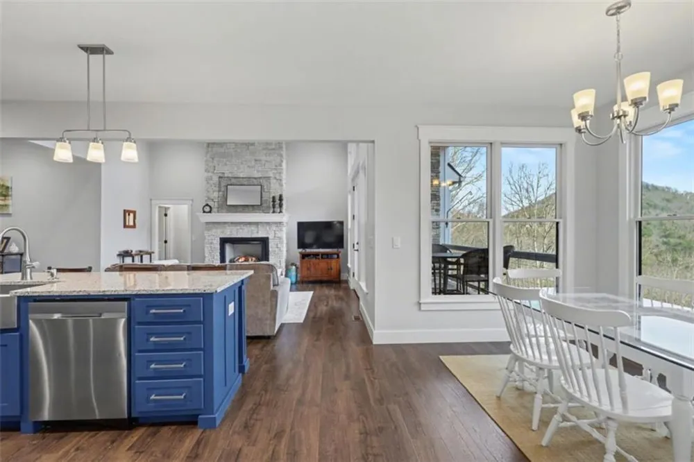 452 Chestnut Mountain Road Blairsville, GA 30512