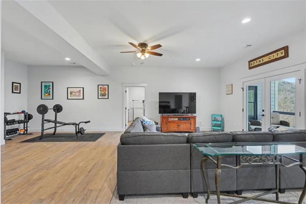 452 Chestnut Mountain Road Blairsville, GA 30512